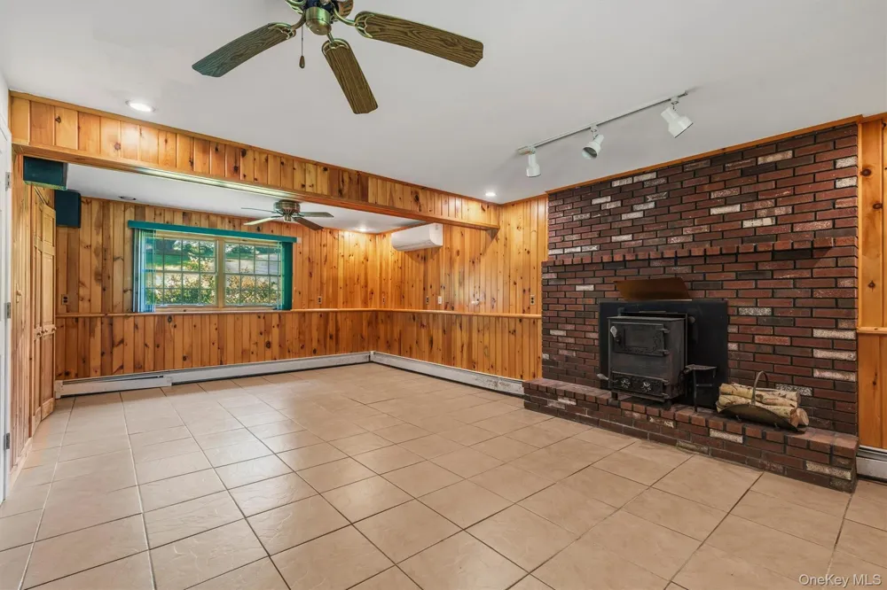 45 Brola Road Middletown, NY 10940