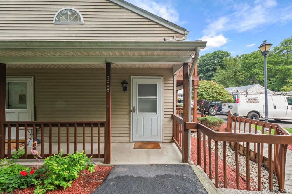 308 Magnolia Court Highland Mills, NY 10930