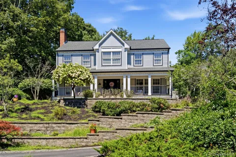 4 Jefferson Landing Circle