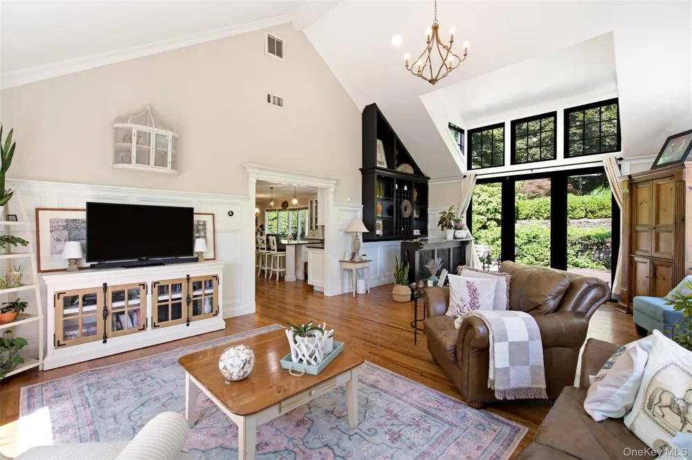 4 Jefferson Landing Circle Port Jefferson, NY 11777