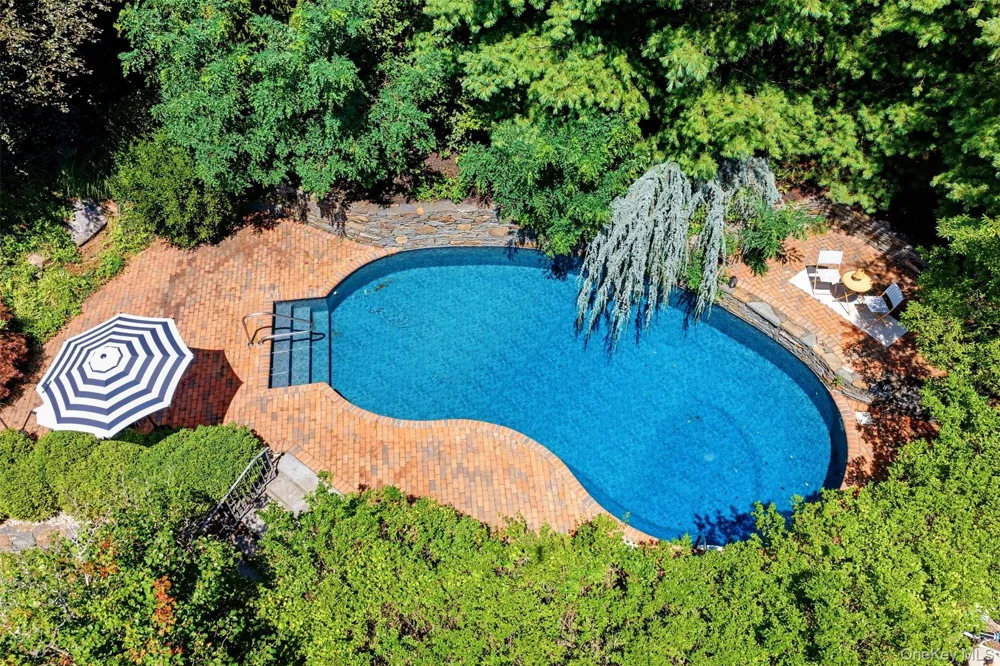 4 Jefferson Landing Circle Port Jefferson, NY 11777