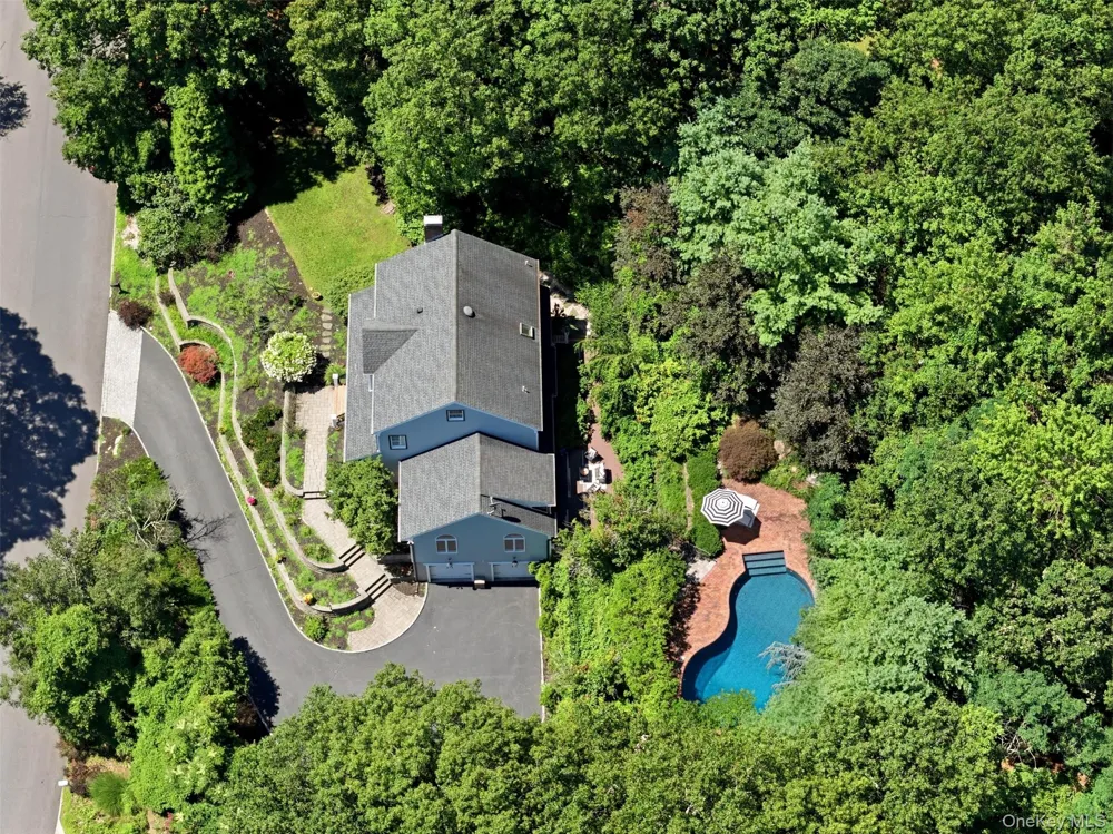 4 Jefferson Landing Circle Port Jefferson, NY 11777