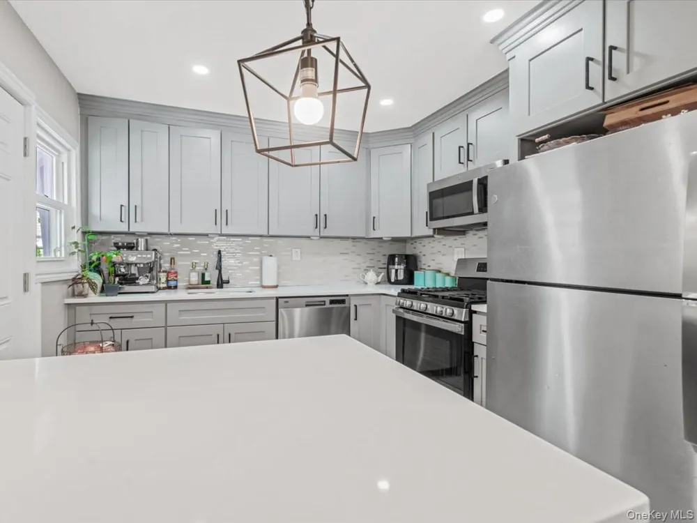 1517 Falmouth Avenue New Hyde Park, NY 11040