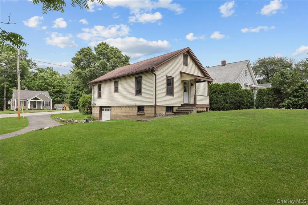 37 Yates Avenue Poughkeepsie, NY 12601