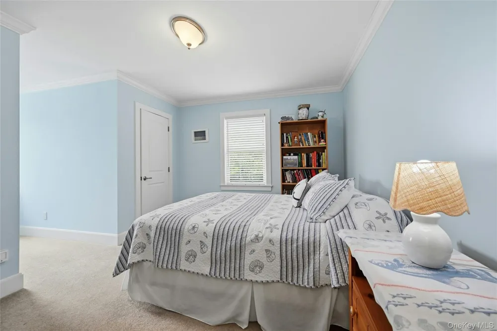 870 Parkview Lane Orient, NY 11957