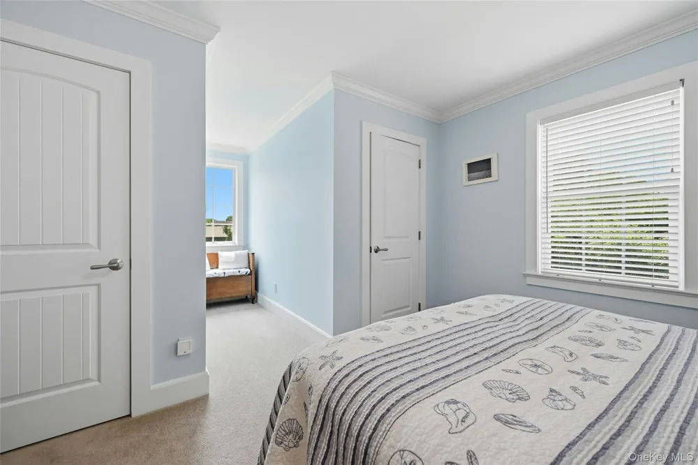 870 Parkview Lane Orient, NY 11957
