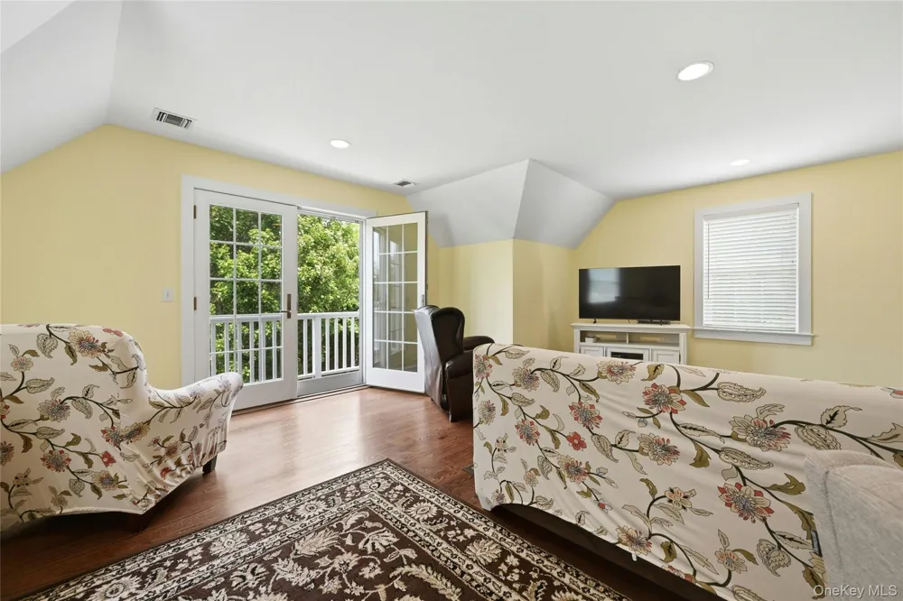 870 Parkview Lane Orient, NY 11957
