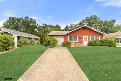 160 Elmtowne Blvd