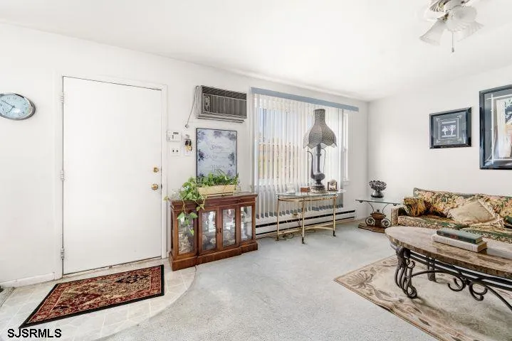 160 Elmtowne Blvd Hammonton, NJ 08037