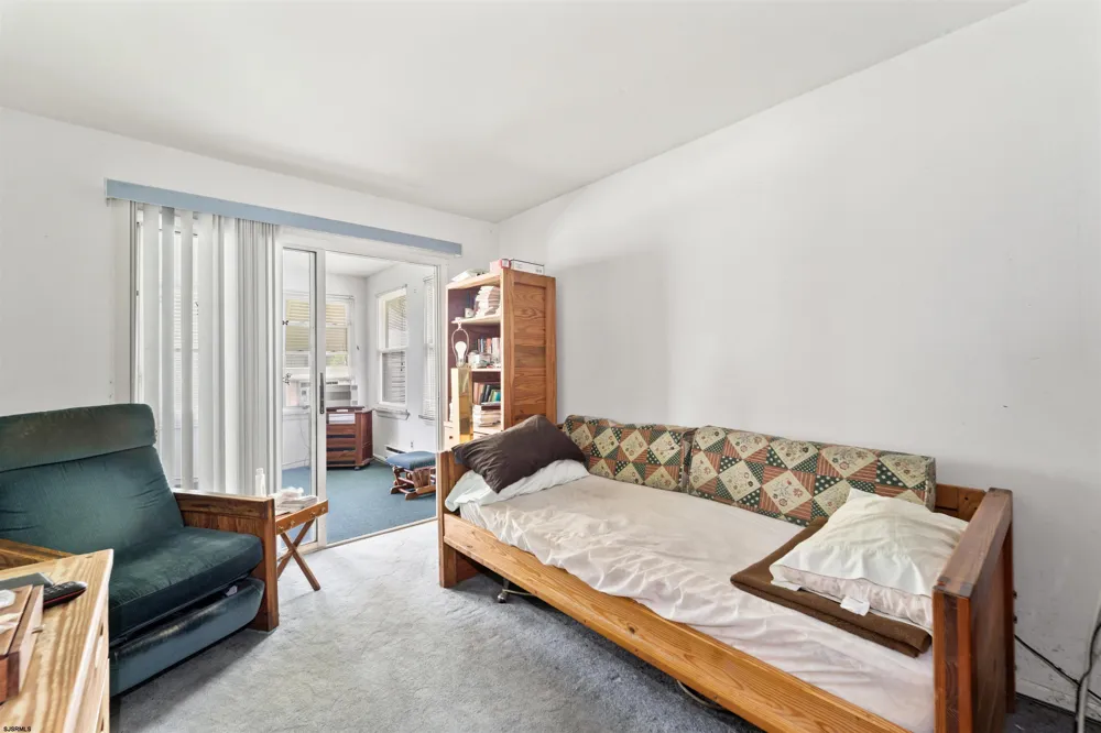 160 Elmtowne Blvd Hammonton, NJ 08037