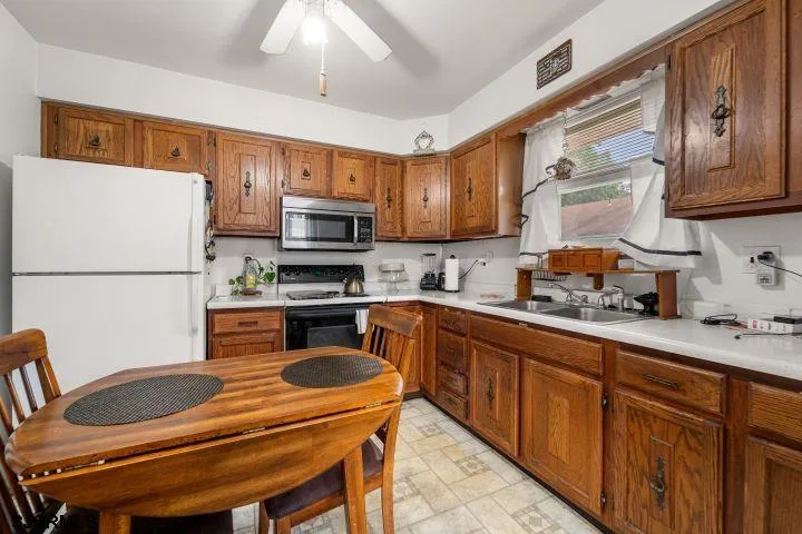 160 Elmtowne Blvd Hammonton, NJ 08037