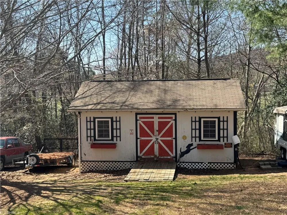 357 Holly Hill Street North Wilkesboro, NC 28659