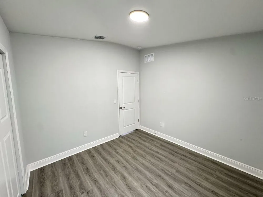 399 QUENTIN AVENUE NW Winter Haven, FL 33881