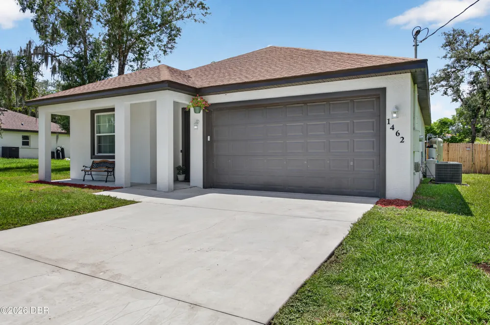 1462 5th Avenue Deland, FL 32724
