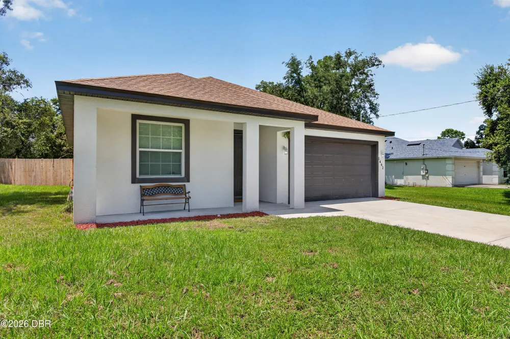 1462 5th Avenue Deland, FL 32724