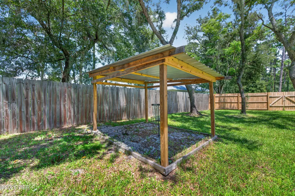 1462 5th Avenue Deland, FL 32724