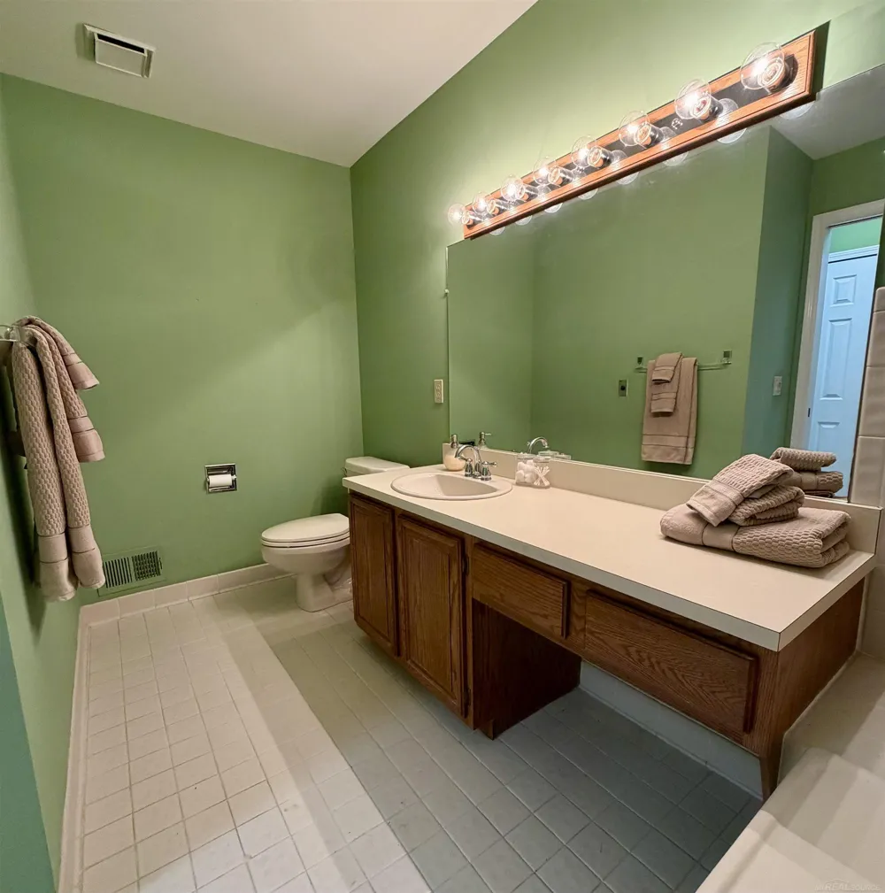 43076 W Kirkwood Drive Clinton Charter Township, MI 48038