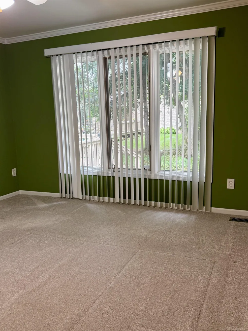 43076 W Kirkwood Drive Clinton Charter Township, MI 48038