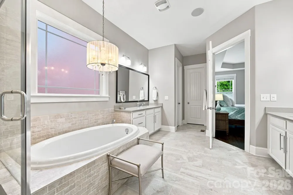 11811 Bradford Park Drive Davidson, NC 28036