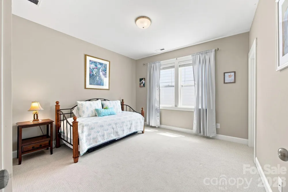 11811 Bradford Park Drive Davidson, NC 28036