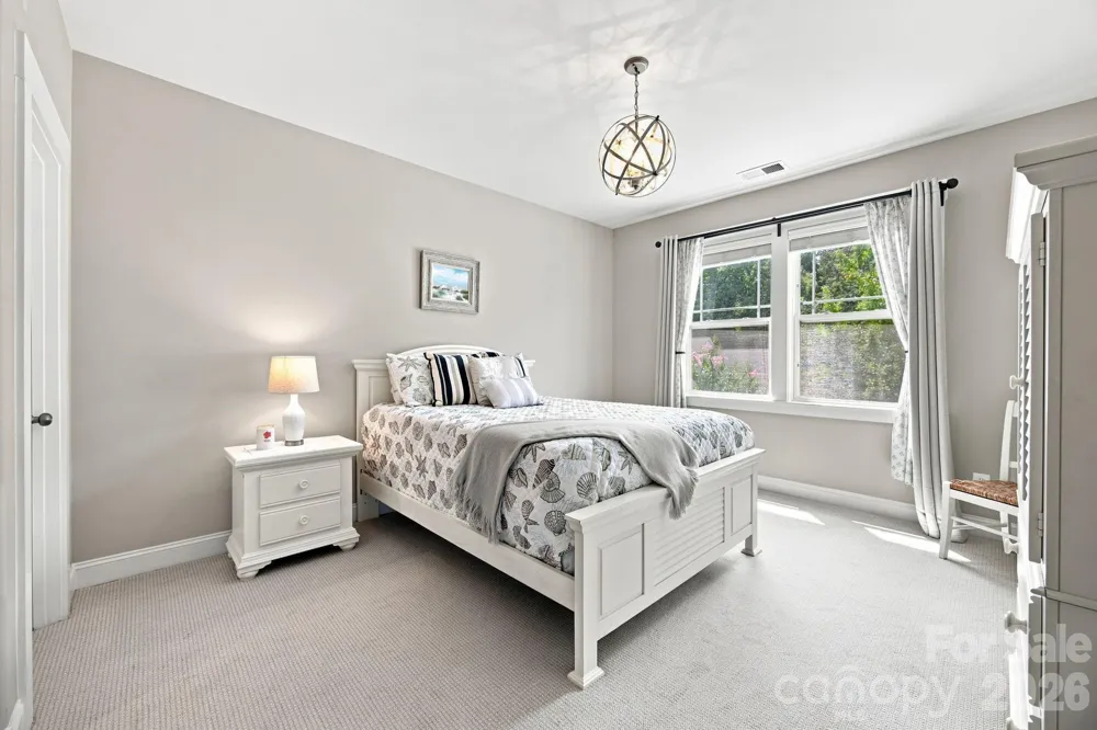 11811 Bradford Park Drive Davidson, NC 28036