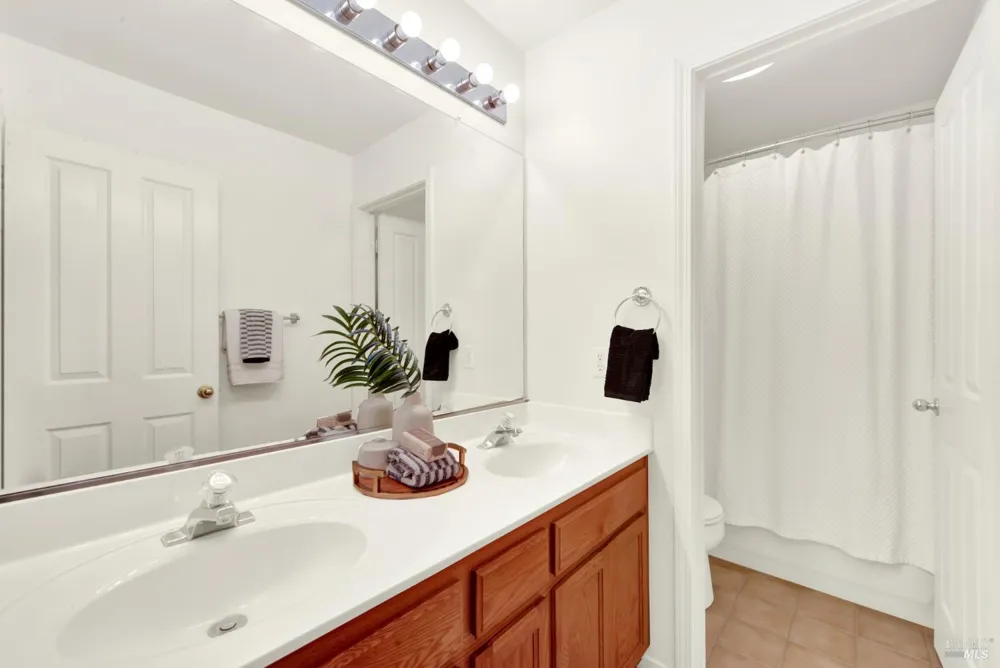 4829 S Ridgefield Way Fairfield, CA 94534