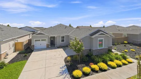 4655 Prairie Path