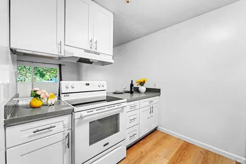 1453 Neotomas Avenue ##104
