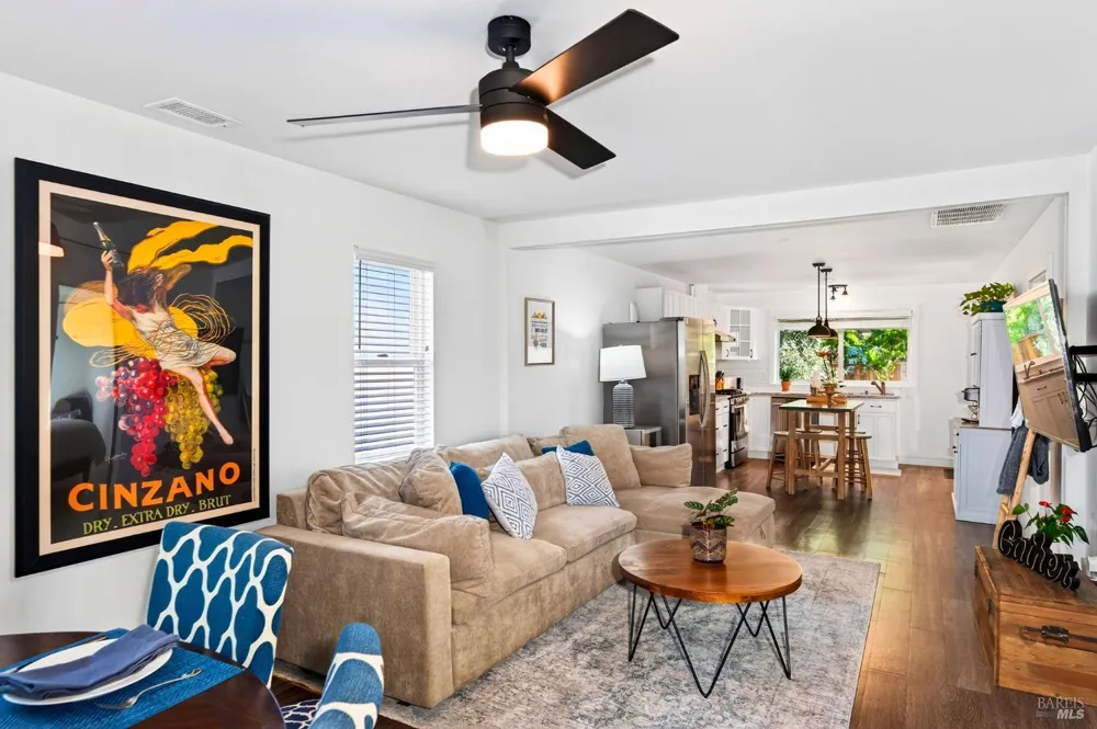 1571 Menlo Avenue Napa, CA 94558