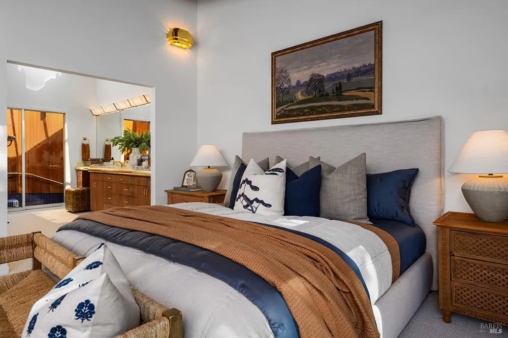 40 Blue Ridge Road Kentfield, CA 94904