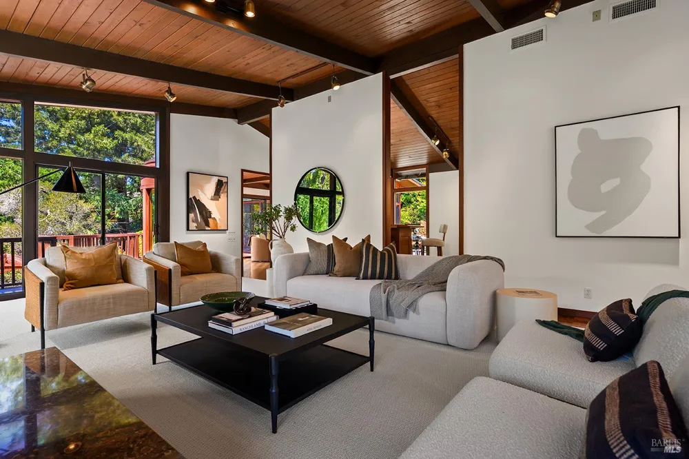 40 Blue Ridge Road Kentfield, CA 94904