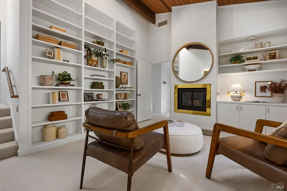 40 Blue Ridge Road Kentfield, CA 94904