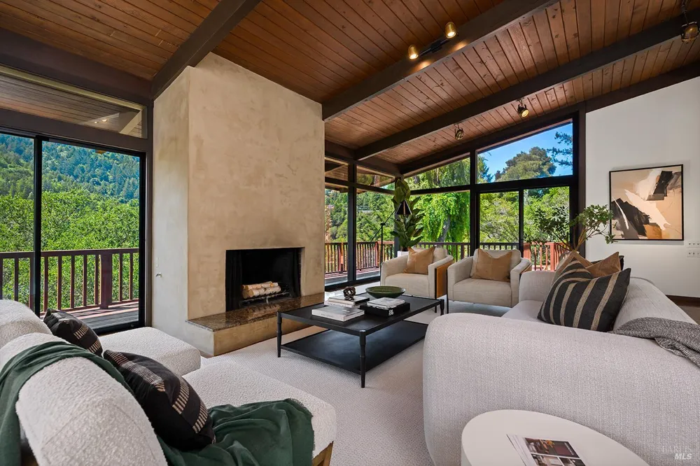40 Blue Ridge Road Kentfield, CA 94904