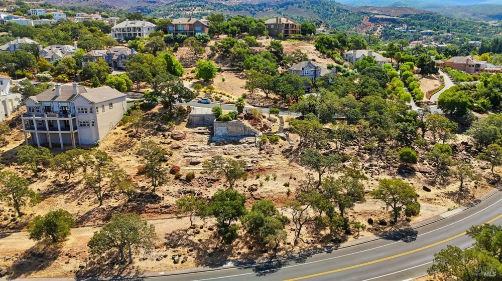 1167 Castle Oaks Drive Napa, CA 94558
