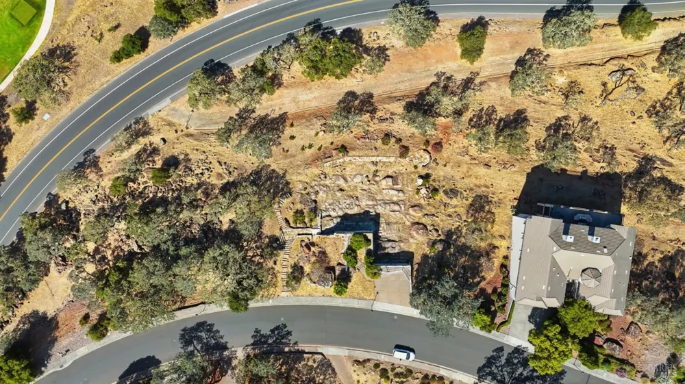 1167 Castle Oaks Drive Napa, CA 94558