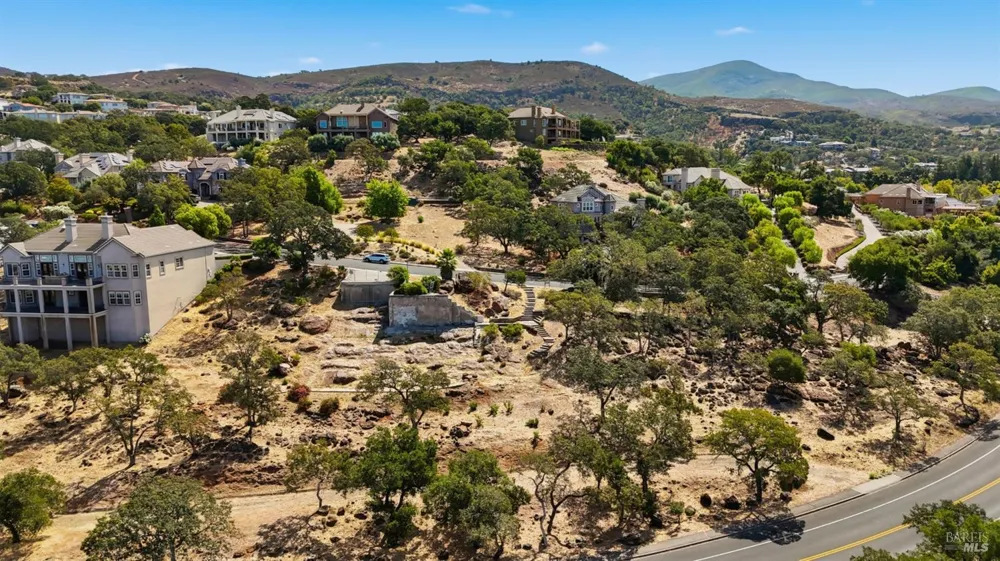 1167 Castle Oaks Drive Napa, CA 94558