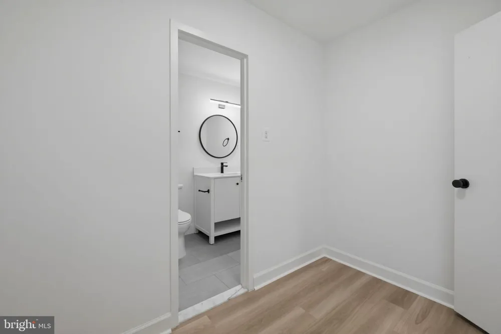 1011 ARLINGTON BOULEVARD #501 Arlington, VA 22209