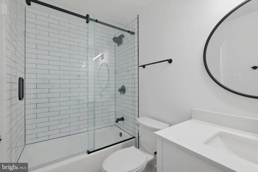1011 ARLINGTON BOULEVARD #501 Arlington, VA 22209