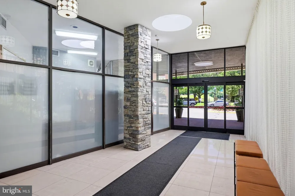 1011 ARLINGTON BOULEVARD #501 Arlington, VA 22209