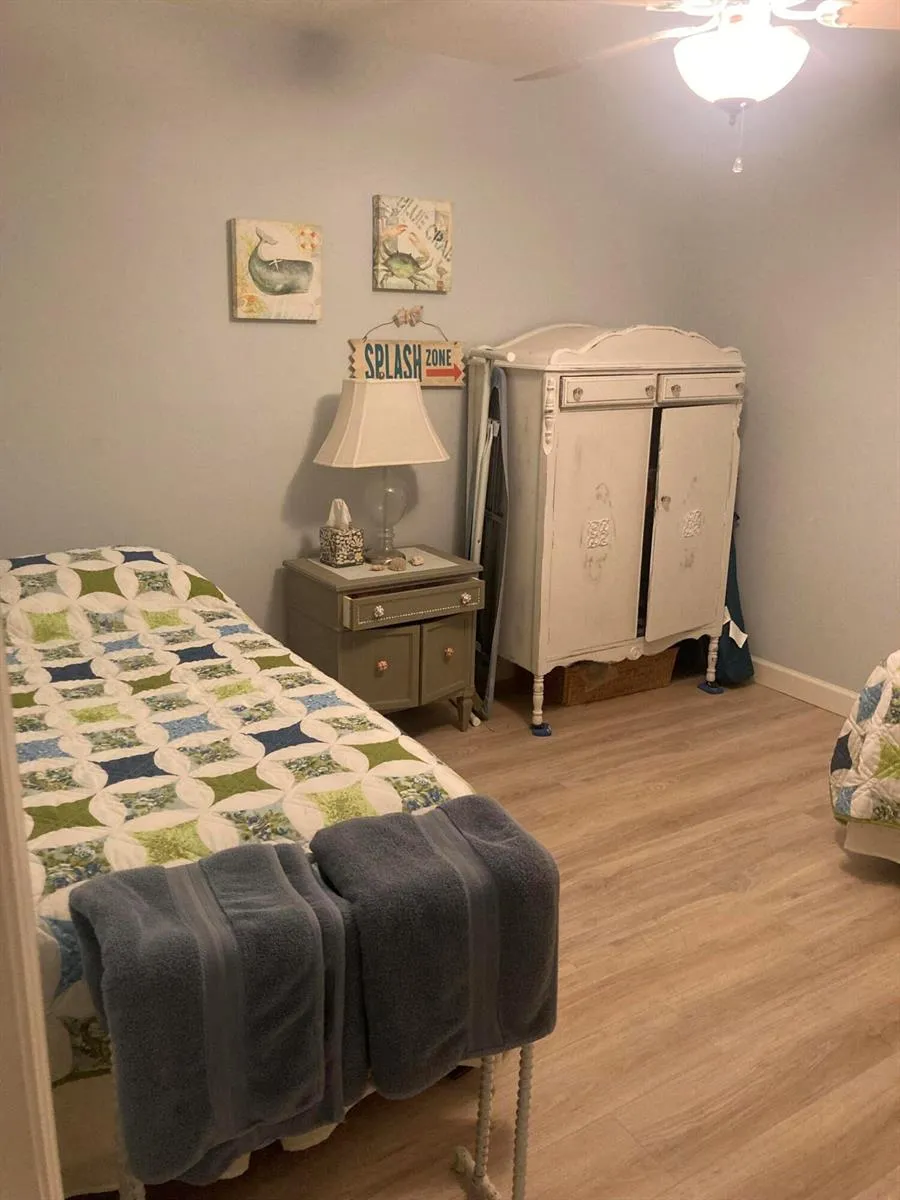 1600 SE Dixie Highway #13-204 Jensen Beach, FL 34957
