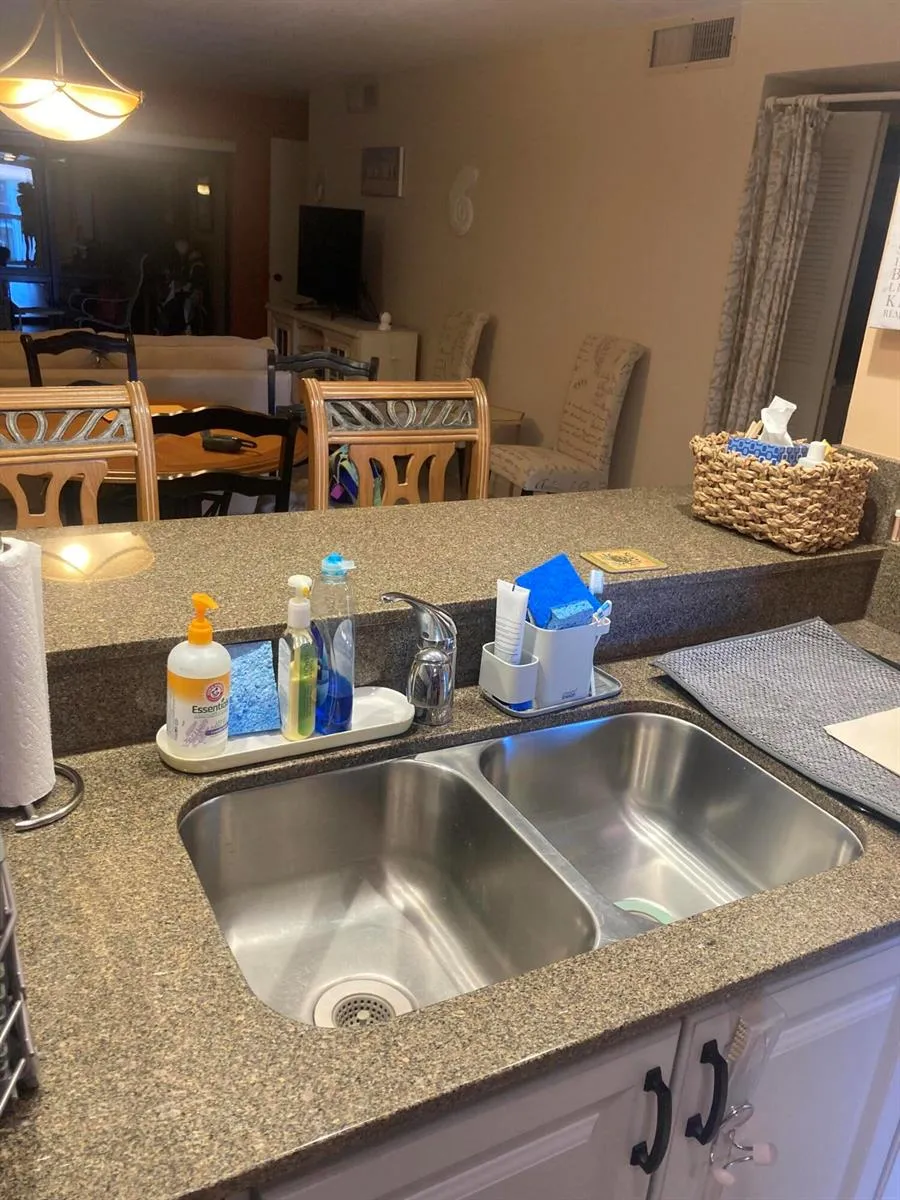 1600 SE Dixie Highway #13-204 Jensen Beach, FL 34957