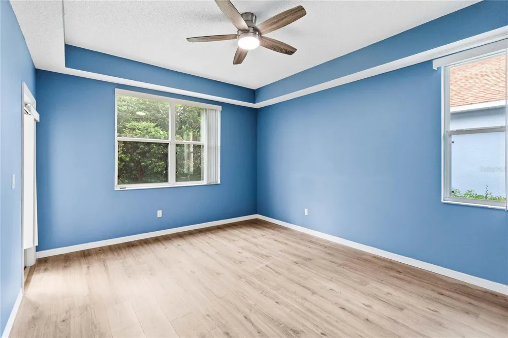 2412 RUNYON CIRCLE Orlando, FL 32837