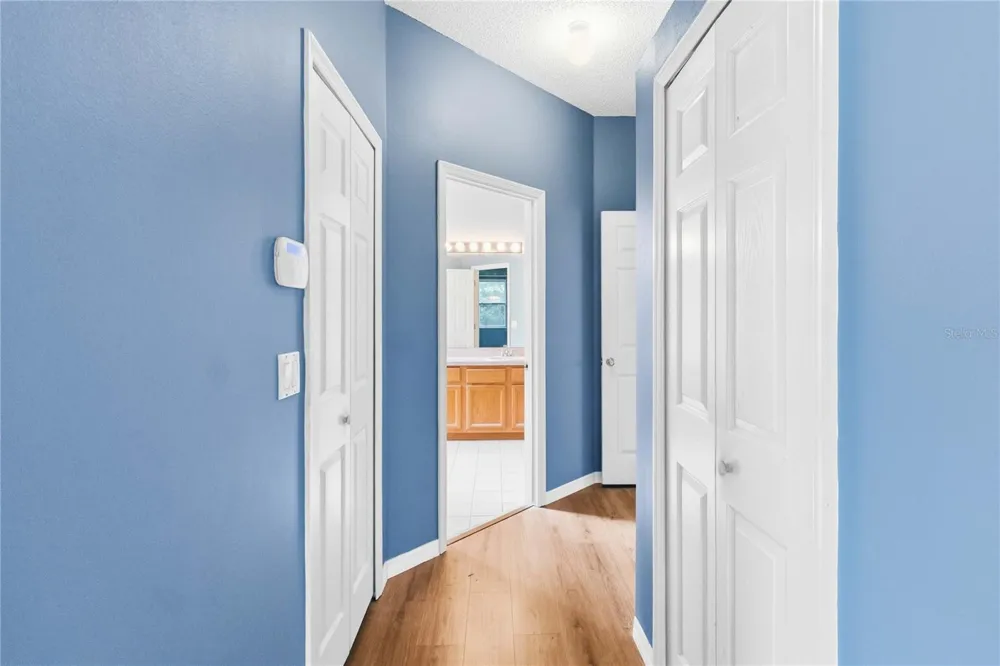 2412 RUNYON CIRCLE Orlando, FL 32837