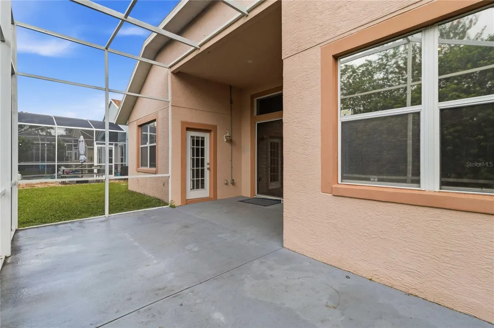 2412 RUNYON CIRCLE Orlando, FL 32837