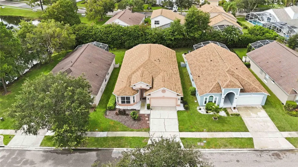 2412 RUNYON CIRCLE Orlando, FL 32837
