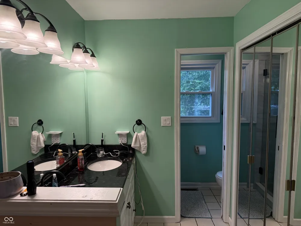 4306 W Fox Ridge Avenue Greenwood, IN 46143