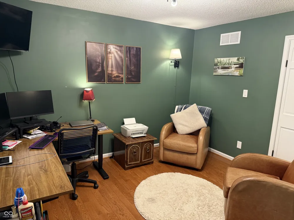 4306 W Fox Ridge Avenue Greenwood, IN 46143