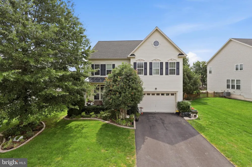 25 CHARTER GATE DRIVE Fredericksburg, VA 22406