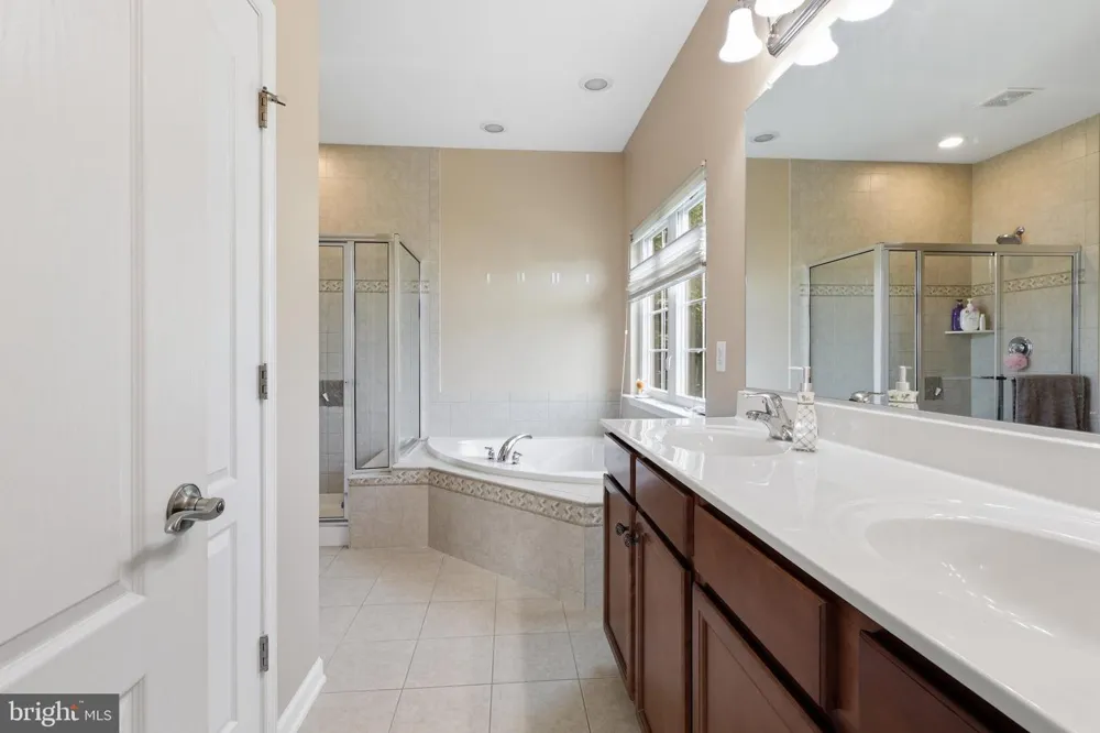 25 CHARTER GATE DRIVE Fredericksburg, VA 22406