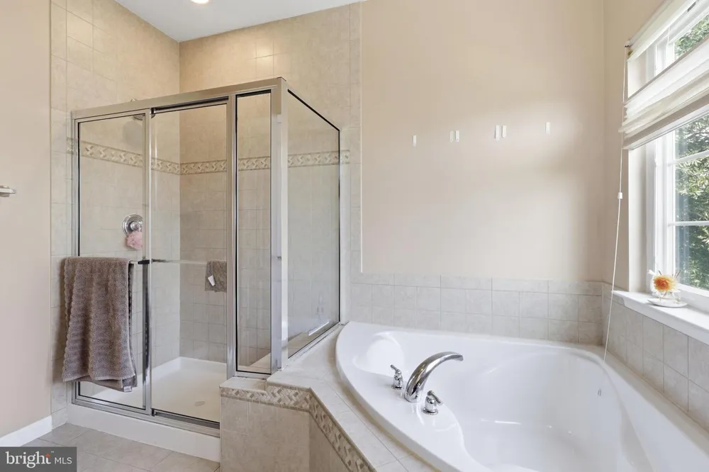 25 CHARTER GATE DRIVE Fredericksburg, VA 22406